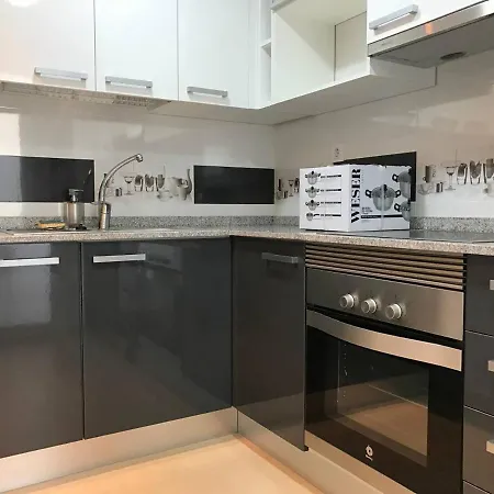 Residencial Azul Beach 2, Bungalow With Garden And Swimming Pool شقة تورّيفيِخا
